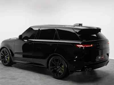 2024 لاند روفر رينج روفر سبورت اس في