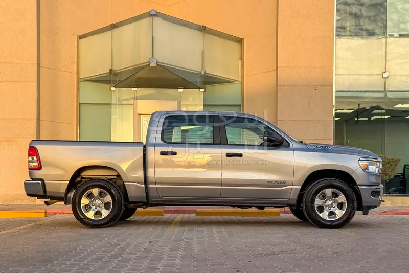 2022 دودج رام 1500 بيج هورن
