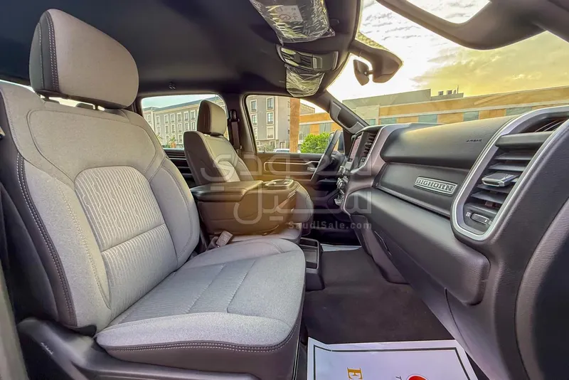 2022 دودج رام 1500 بيج هورن