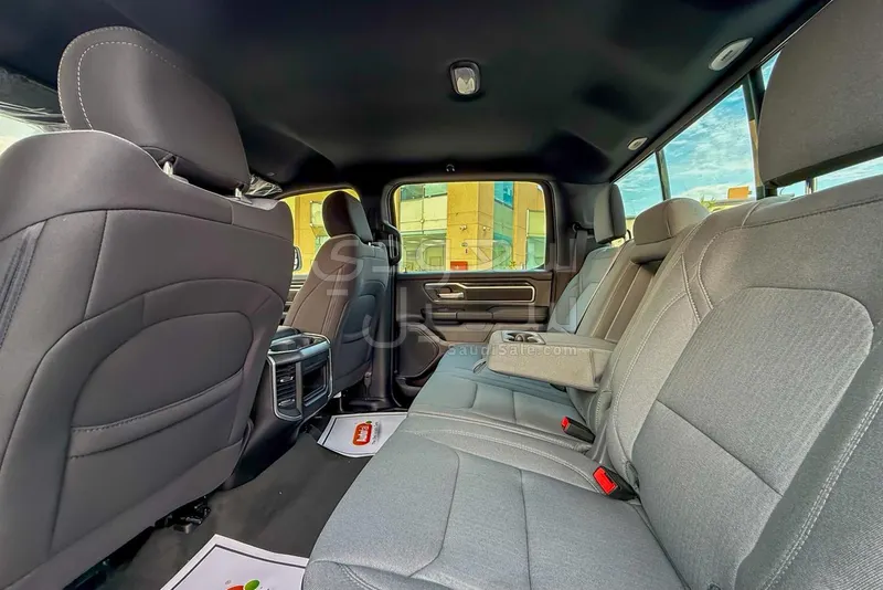 2023 دودج رام 1500 بيج هورن