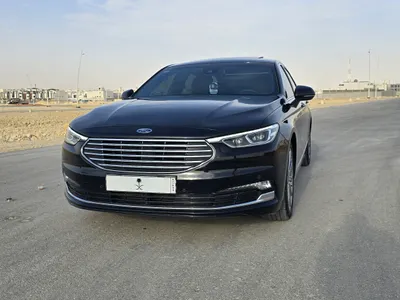 2022 فورد توروس تايتينيوم