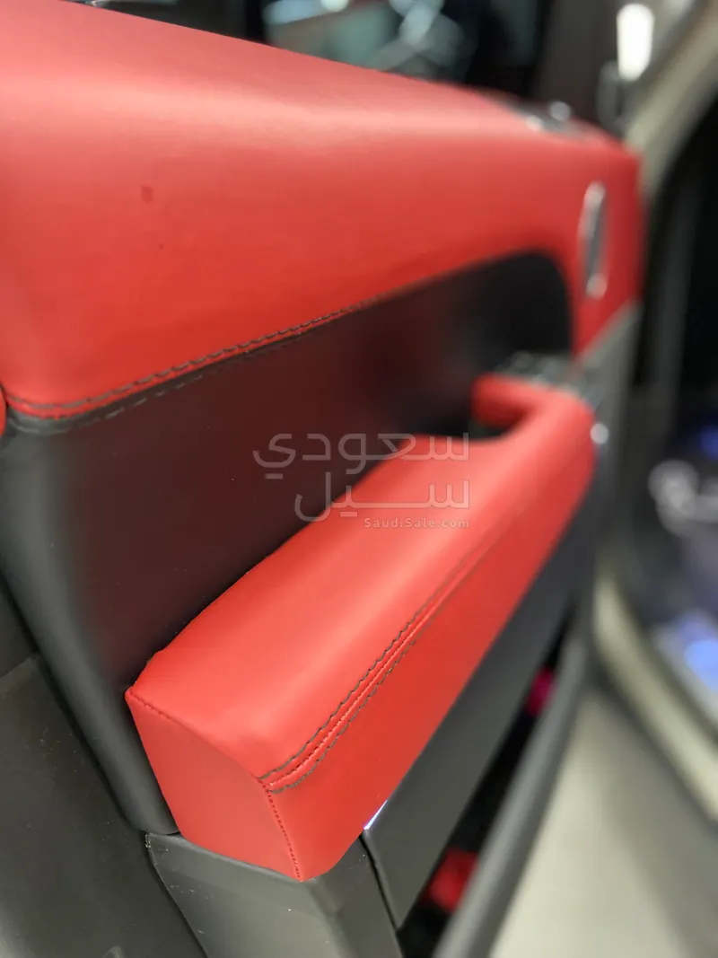 2014 لاند روفر رينج روفر سبورت اتش اس اي