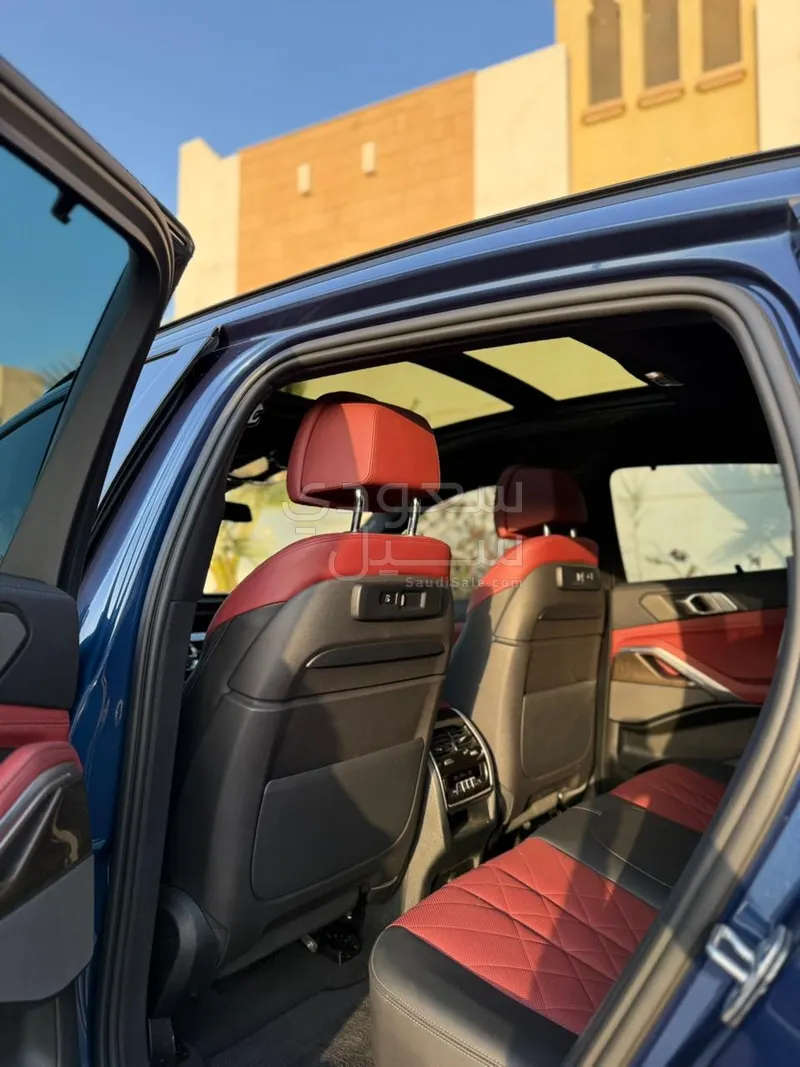 2023 بي ام دبليو الفئة اكس 6 إم كت