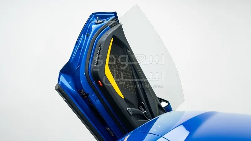 2025 لمبرجيني ريفويلتو