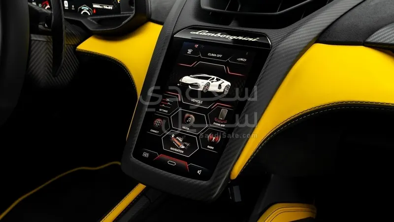 2025 لمبرجيني ريفويلتو