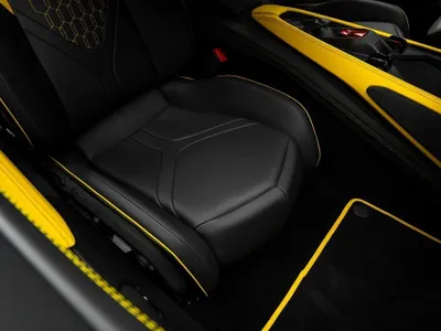 2025 لمبرجيني ريفويلتو