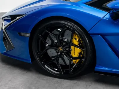 2025 لمبرجيني ريفويلتو