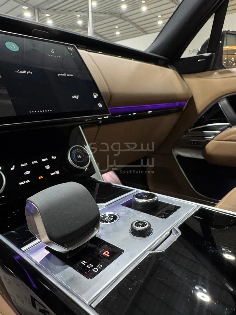 2023 لاند روفر رينج روفر اتش اس اي