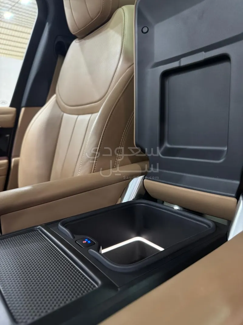 2023 لاند روفر رينج روفر اتش اس اي