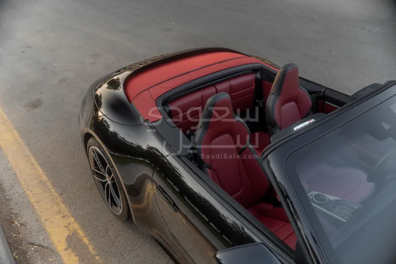2025 بورش 911 كاريرا كابريوليه