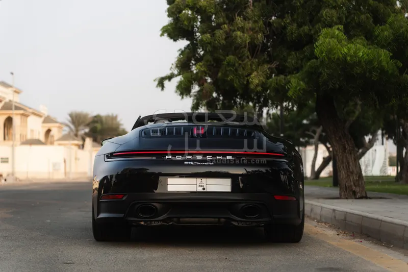 2025 بورش 911 كاريرا كابريوليه