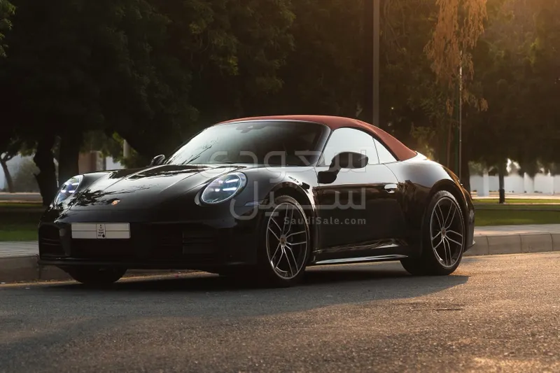 2025 بورش 911 كاريرا كابريوليه