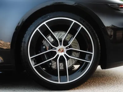 2025 بورش 911 كاريرا كابريوليه