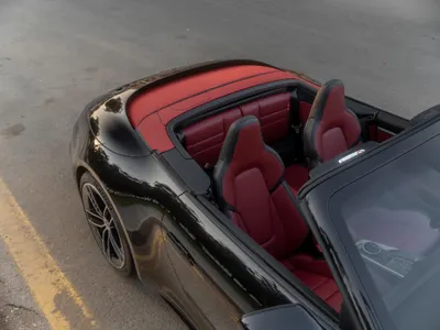 2025 بورش 911 كاريرا كابريوليه