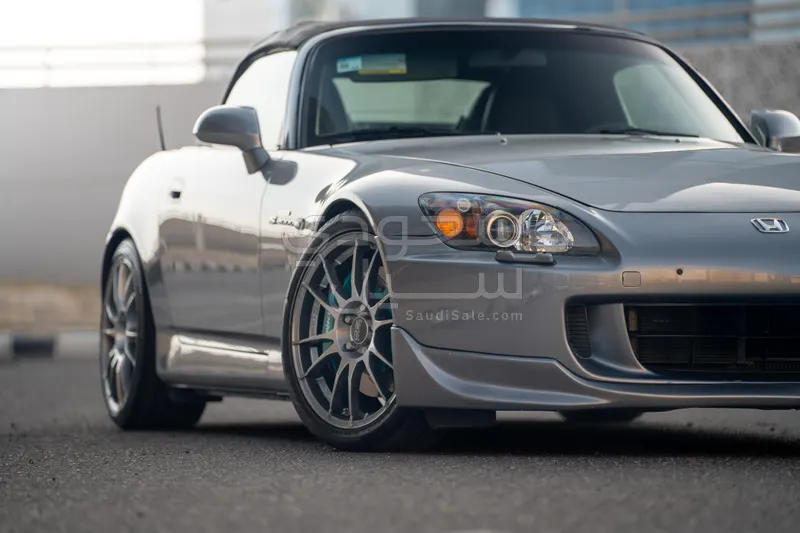 2008 هوندا اس 2000