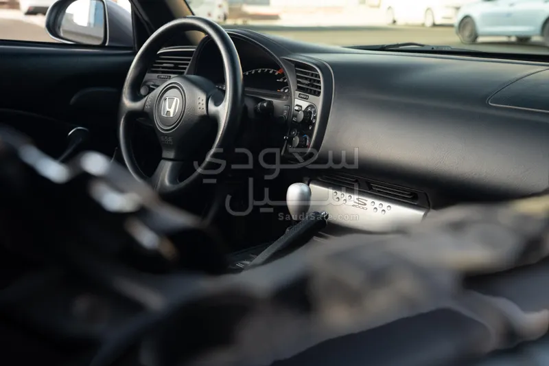 2008 هوندا اس 2000