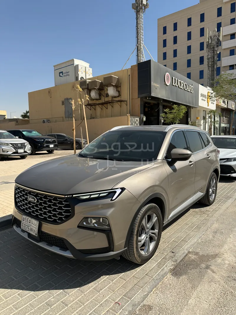 2023 فورد تيريتوري تريند