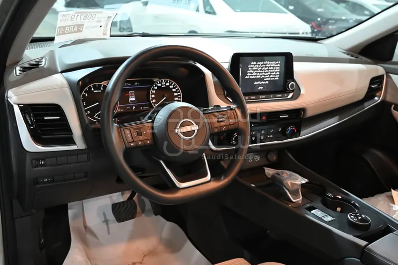 2025 نيسان اكس - ترايل