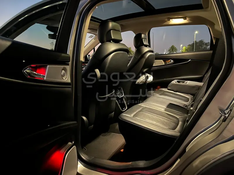 2023 لنكولن نوتيلوس