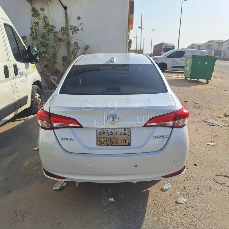 2021 تويوتا ياريس جي ار