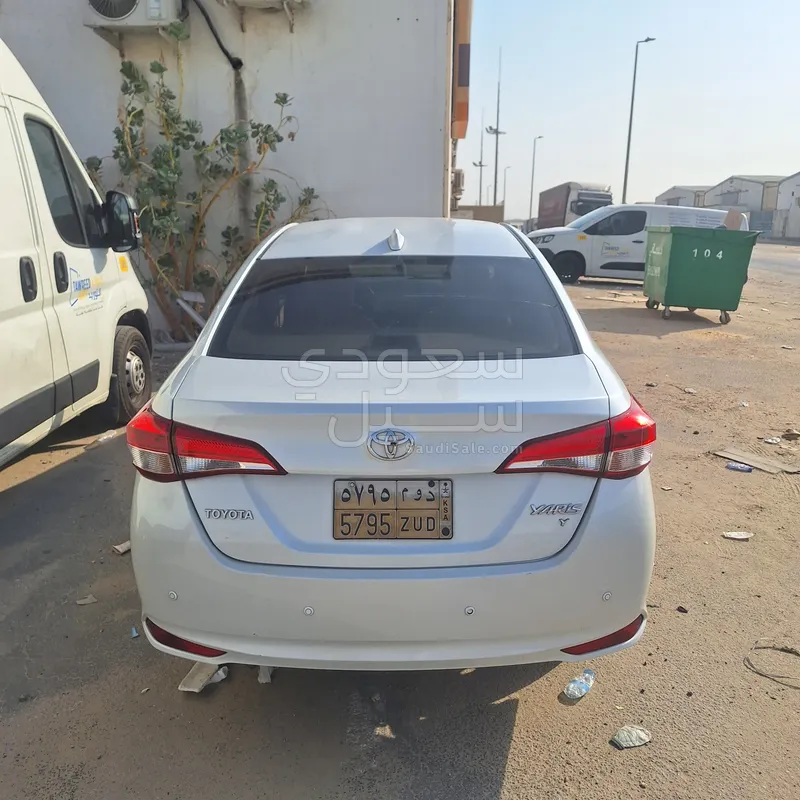 2021 تويوتا ياريس جي ار