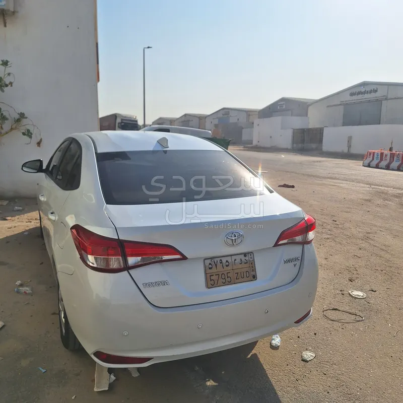 2021 تويوتا ياريس جي ار