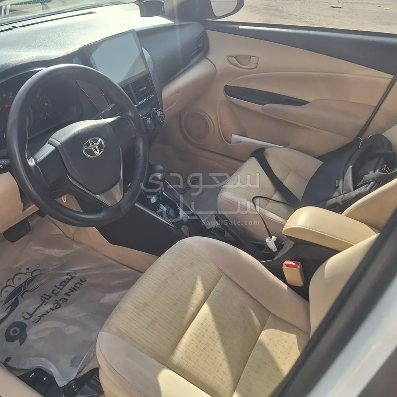 2021 تويوتا ياريس جي ار