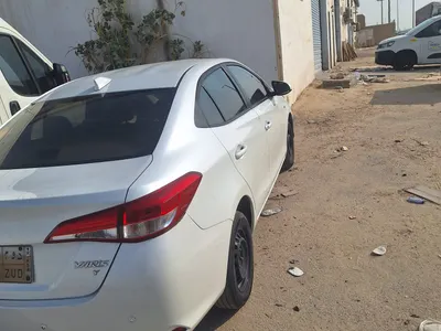 2021 تويوتا ياريس جي ار