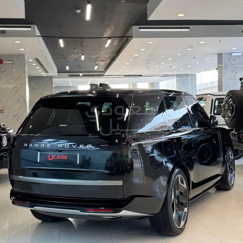 2024 لاند روفر رينج روفر كلاسيك