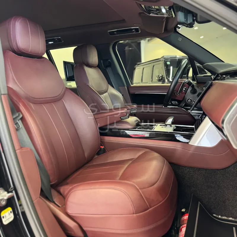 2024 لاند روفر رينج روفر كلاسيك