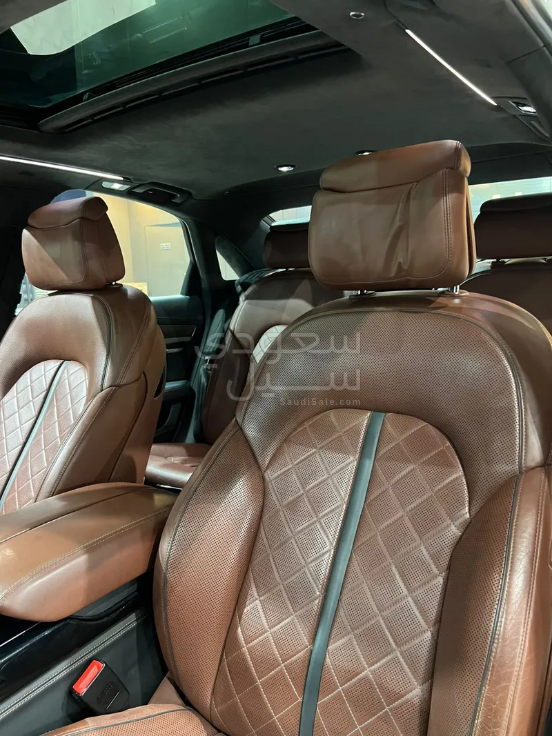 2016 اودي اس 8