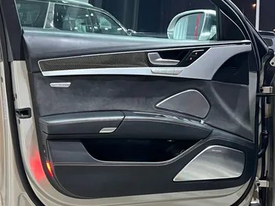 2016 اودي اس 8