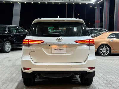 2021 تويوتا فورشنر جي اكس