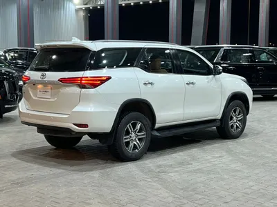 2021 تويوتا فورشنر جي اكس