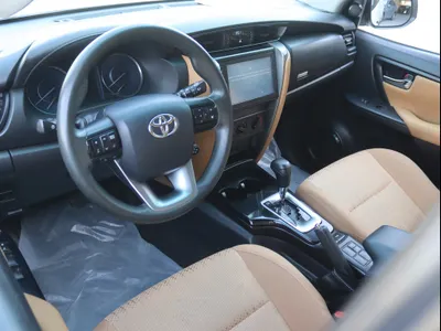 2022 تويوتا فورشنر جي اكس