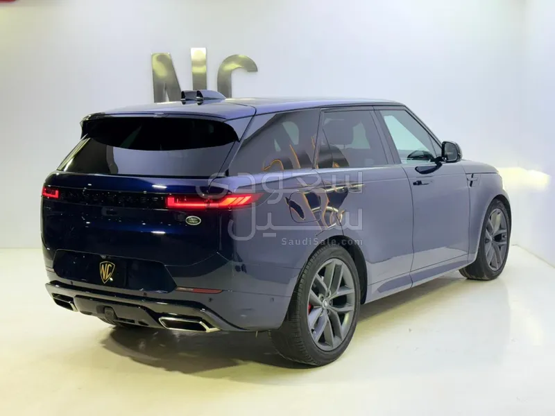 2023 لاند روفر رينج روفر سبورت اس اي