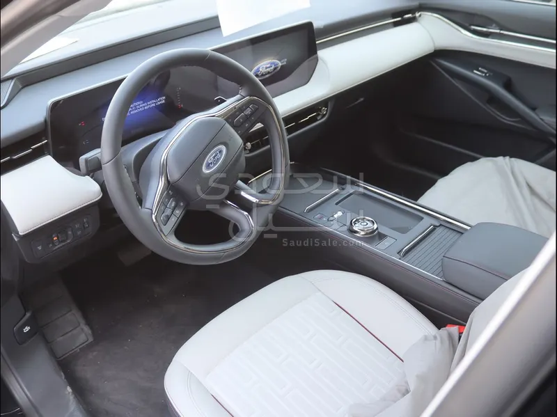 2026 فورد توروس ترند