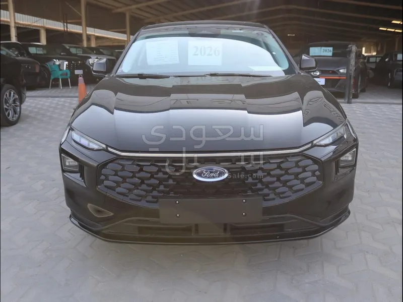 2026 فورد توروس ترند