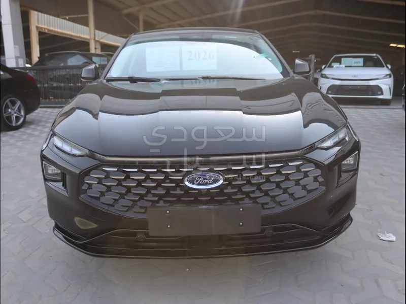 2026 فورد توروس تايتينيوم