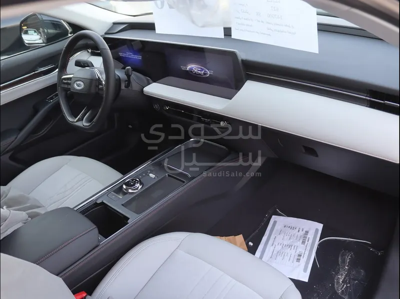 2026 فورد توروس تايتينيوم