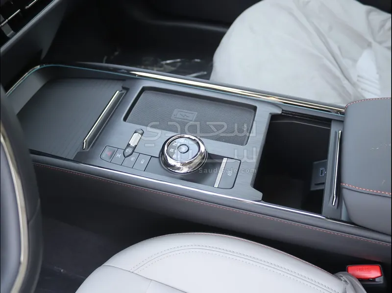 2026 فورد توروس تايتينيوم