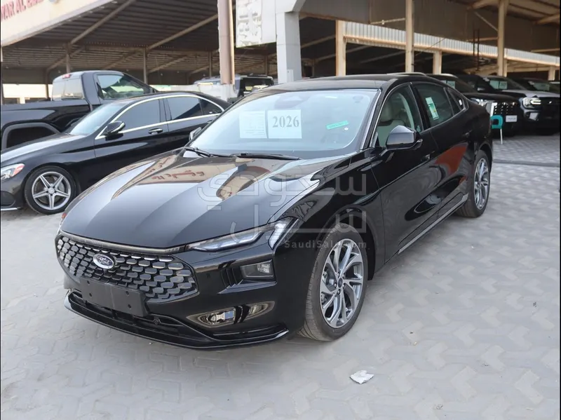 2026 فورد توروس تايتينيوم