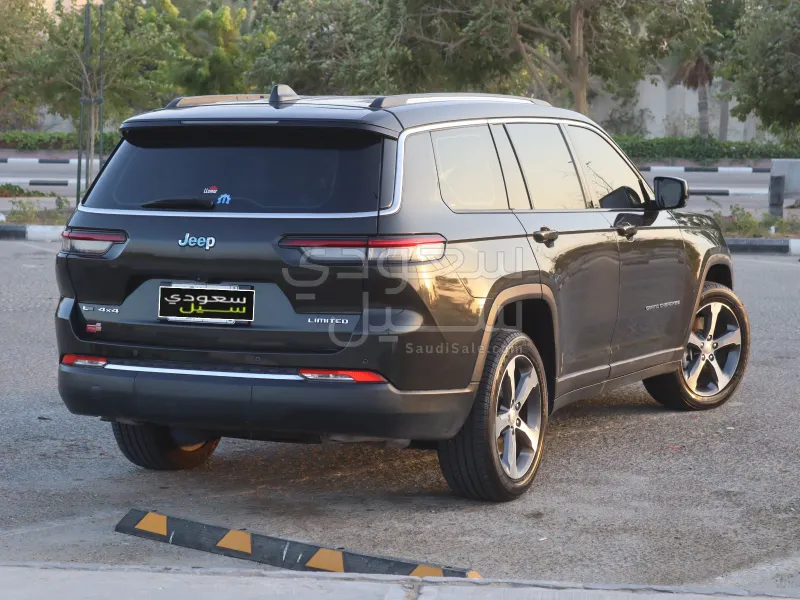 2023 جييب جراند شيروكي ليميتد