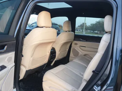 2023 جييب جراند شيروكي ليميتد