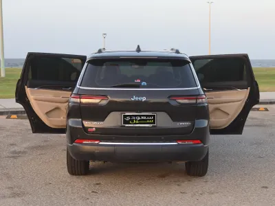 2023 جييب جراند شيروكي ليميتد