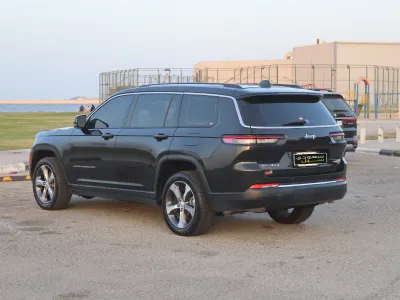 2023 جييب جراند شيروكي ليميتد