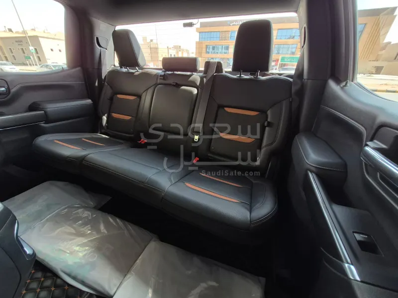 2022 جي ام سي سييرا اي تي 4