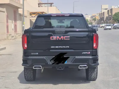 2022 جي ام سي سييرا اي تي 4
