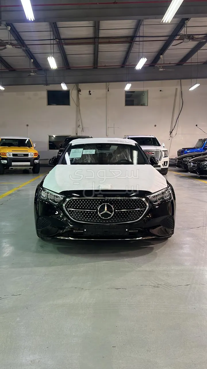 2025 مرسيدس - بنز إي 200