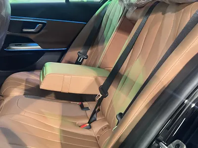 2025 مرسيدس - بنز إي 200